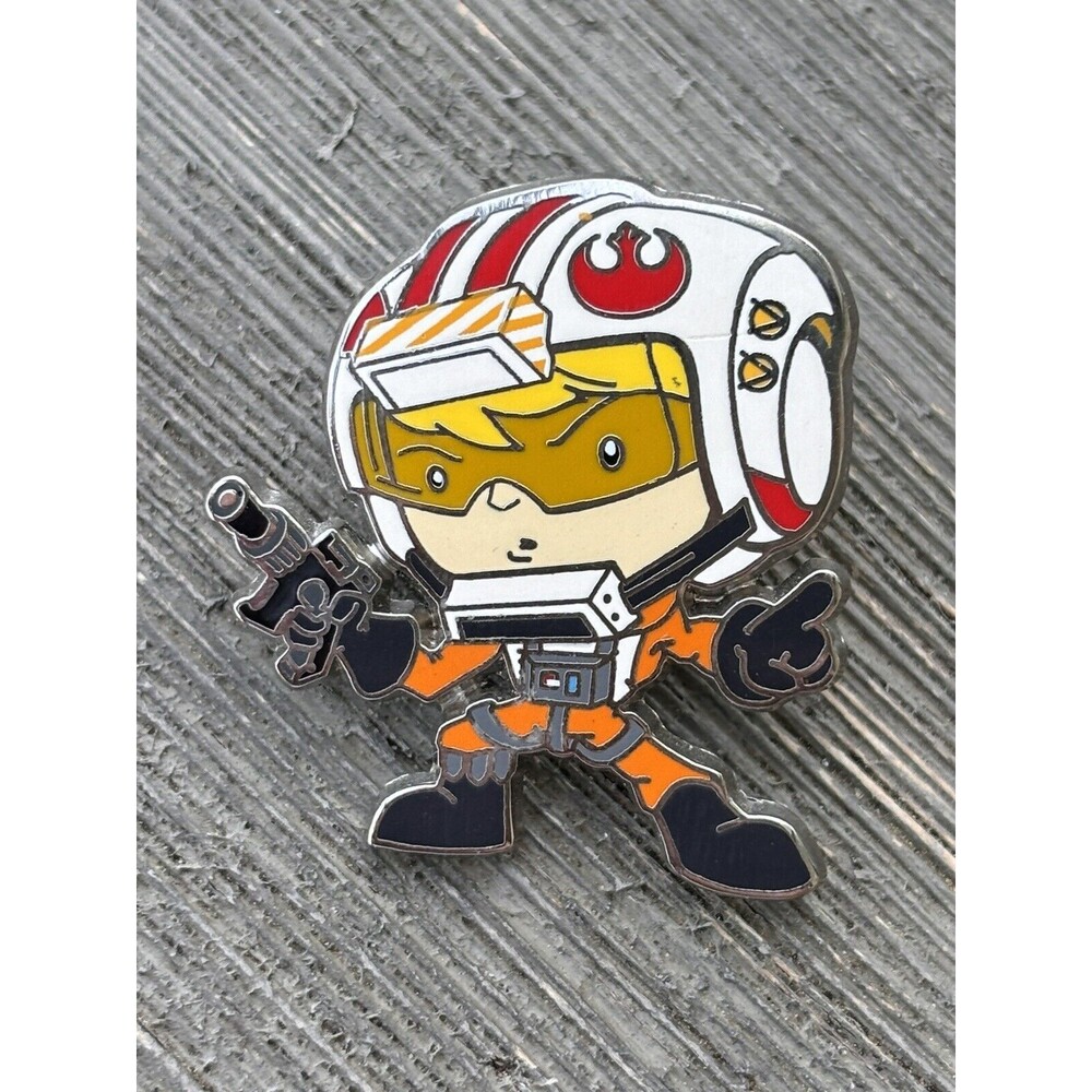 Cute Star Wars Luke Skywalker Pilot 2015 Disney Mystery Pin